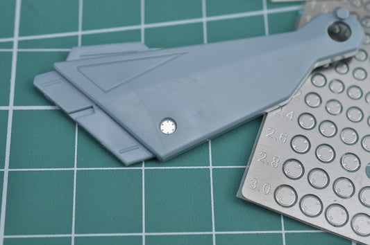 N-004 Pivot Holes Details