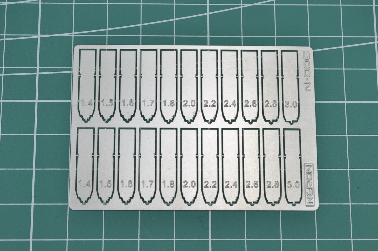 N-006 Pivot Holes Tools - Tapered (Spin Blades)